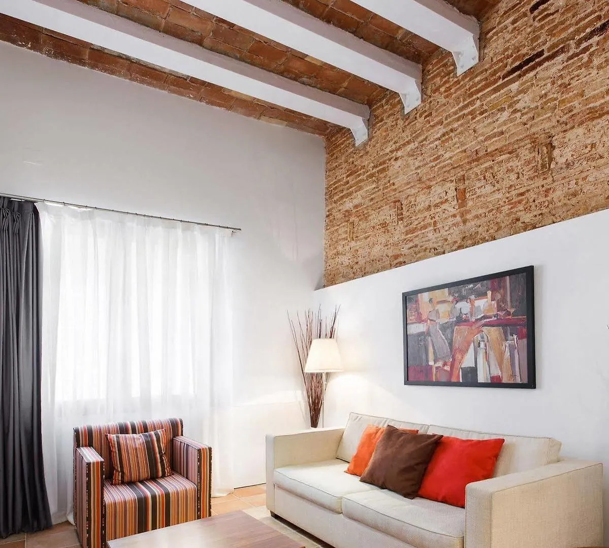 Dailyflats Gracia Hotell Barcelona 3*,
