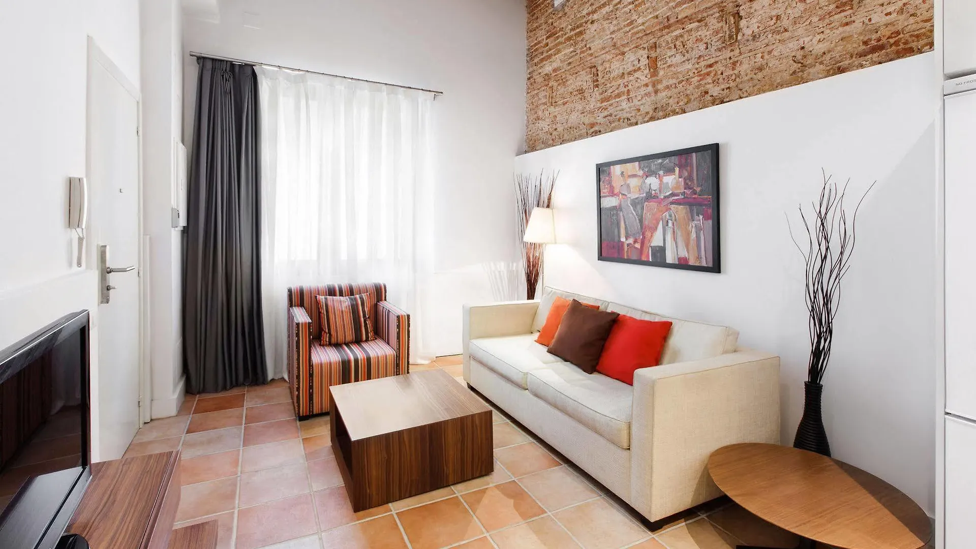 Dailyflats Gracia Hotell Barcelona 3*,