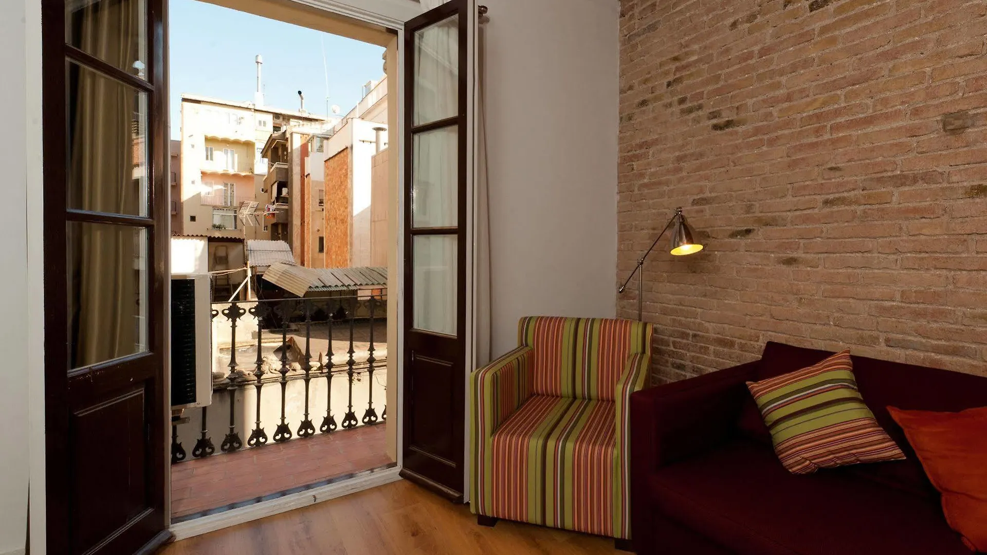 Dailyflats Gracia Hotell Barcelona 3*,